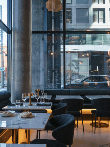 KAVA : un nouveau resto festif aux saveurs méditerranéennes