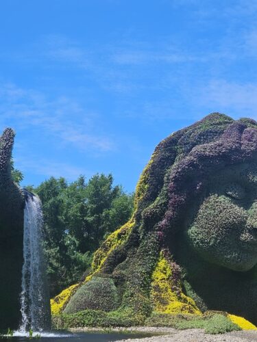 Mosaïcultures: un détour magique à Montréal