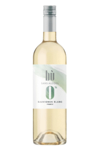 Jessica Harnois présente la nouvelle gamme Bù sans alcool, trois vins 0 % raffinés disponibles en épicerie dès octobre 2025.