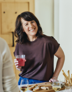 Avec Recevoir, Geneviève O’Gleman propose des recettes originales, festives et faciles pour recevoir plus souvent, sans stress et sans se ruiner.