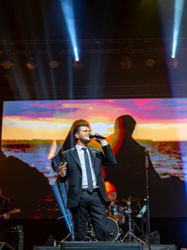 Julien Dassin chante Joe Dassin au Québec en 2025