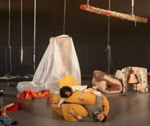 Photo du spectacle How to Save a Dear Friend à ESPACE GO – Mireille Selwanes Tawfik sur scène