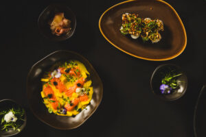 Plats colorés du supper club Zama Montréal inspirés de la cuisine maya et fusion