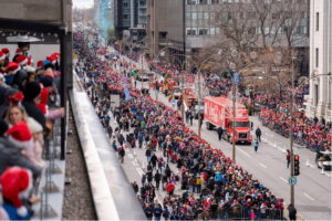 Le défilé du Père Noel Montréal 2025