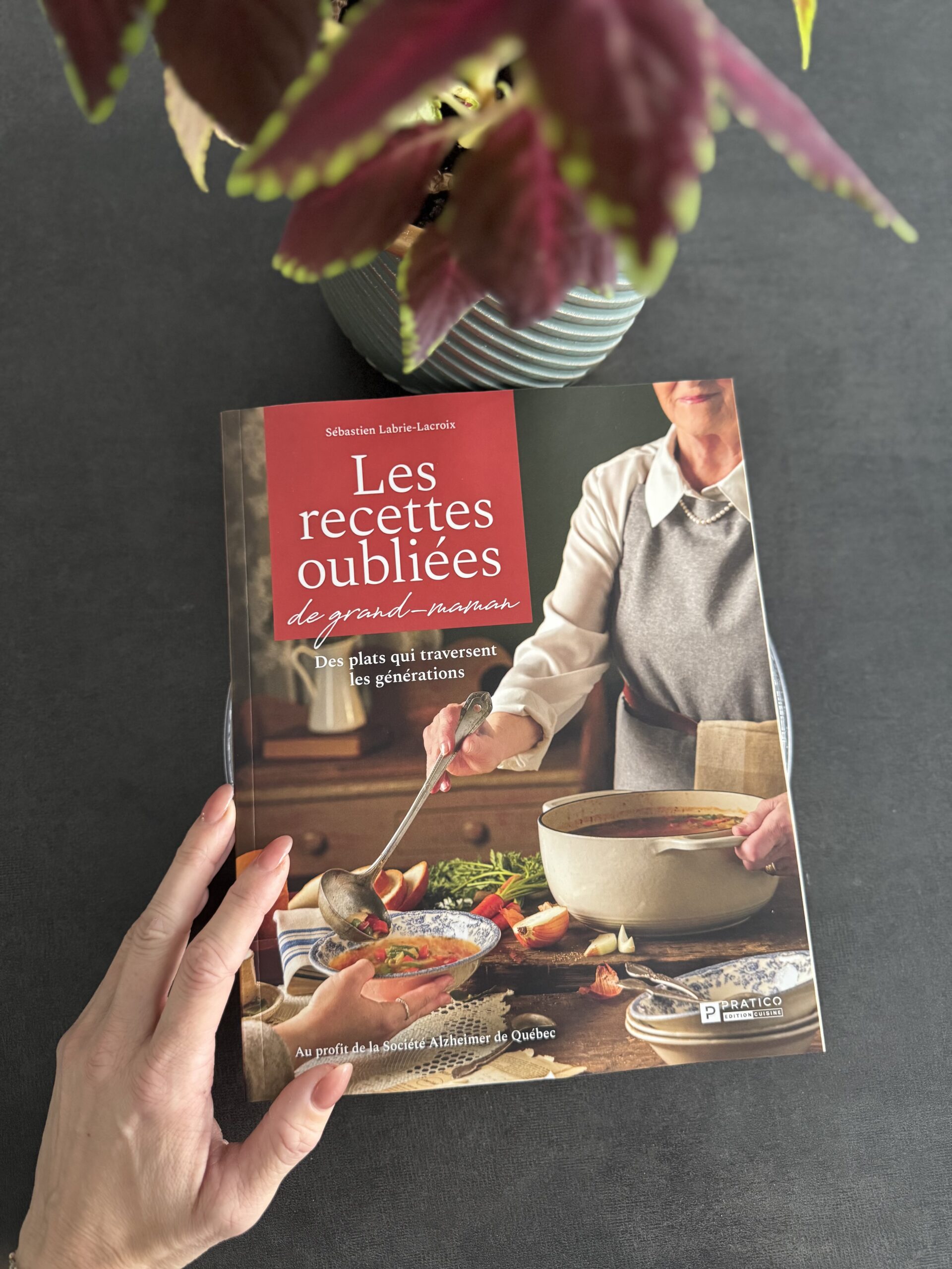 Livre Les recettes oubliées de grand-maman de Sébastien Labrie Lacroix, un hommage à la cuisine québécoise traditionnelle et à la mémoire