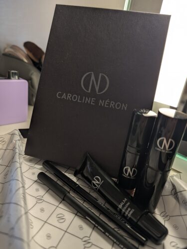 Maquillage Caroline Néron : mon avis sur ces essentiels