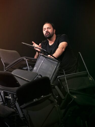 ZÉRO : une œuvre. Un artiste. Un rendez vous.