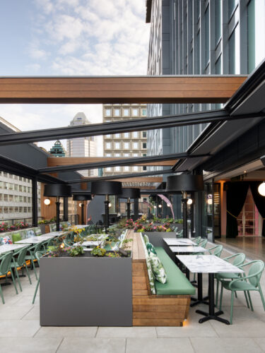 Le Muze Lounge & Terrasse rouvre pour un été festif