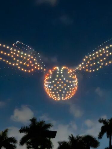 Harry Potter : 25 ans de magie illuminent le ciel de drones