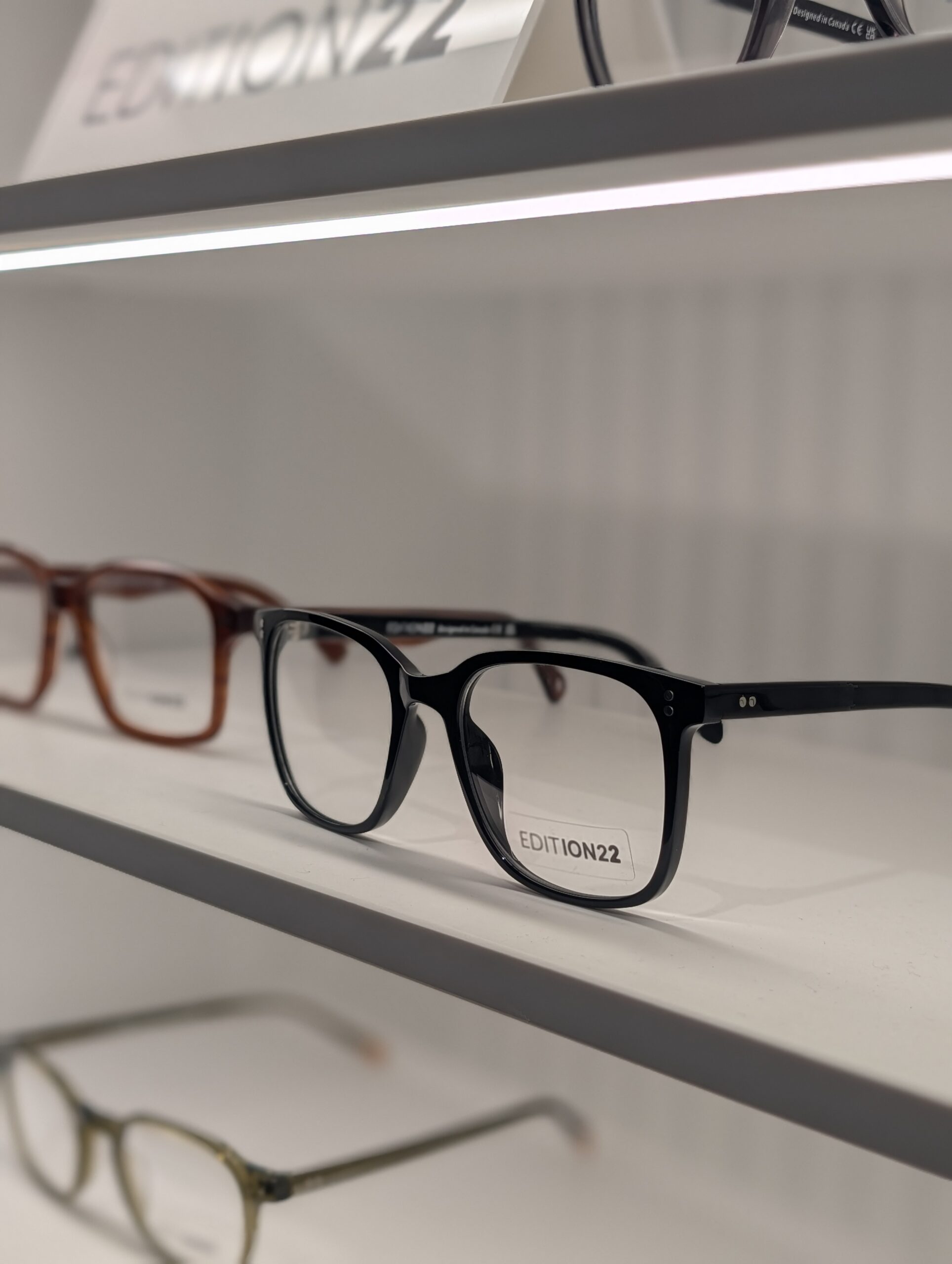 Montures de lunettes de la collection Mémoires de Montréal signée Edition22 et Groupe Bugatti