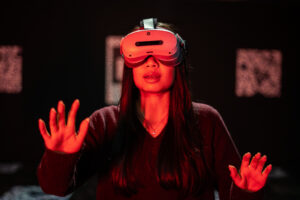 dans-la-tete-tueur-en-serie - casque VR